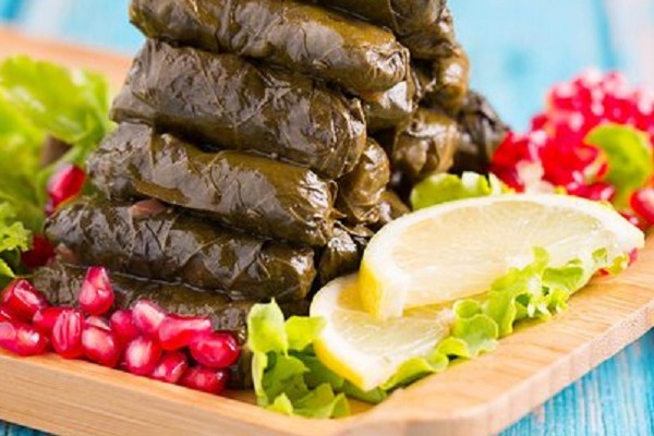 ورق عنب بزيت (كيلو) / Grape Leaves With Oil