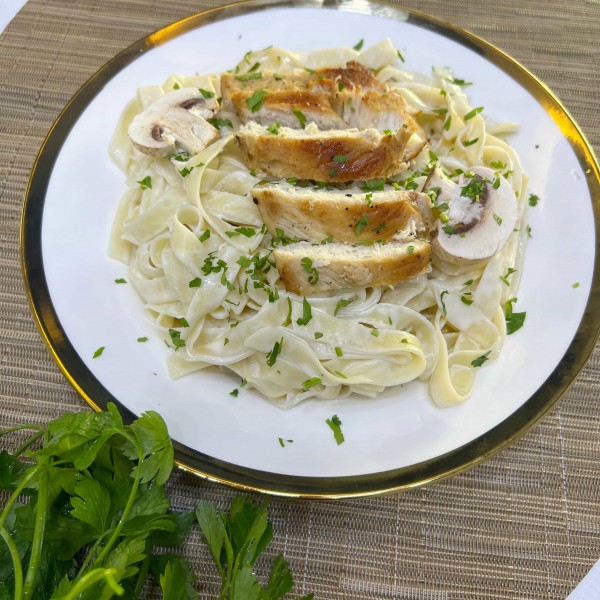 فيتوتشيني ألفريدو / Fettuccine Alfredo